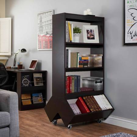 Четырехэтажная зона размещения.